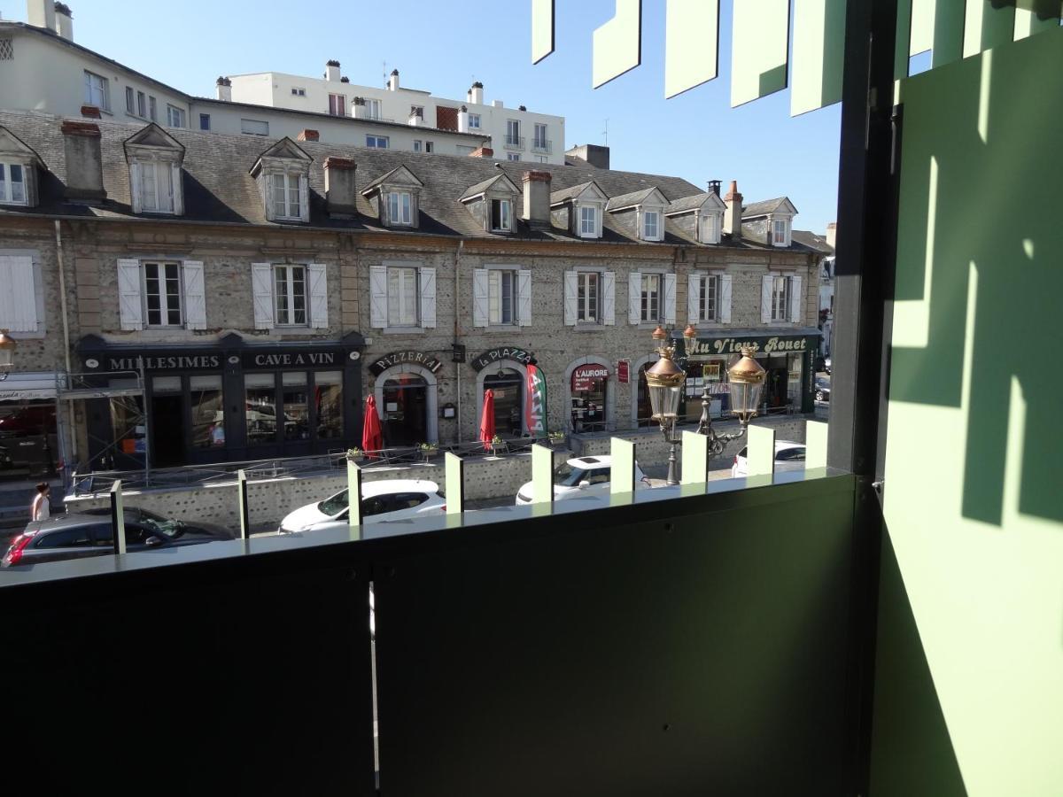 Cit'Hotel De La Marne Tarbes Buitenkant foto