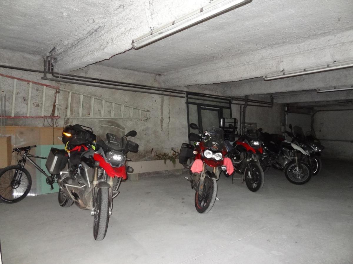 Cit'Hotel De La Marne Tarbes Buitenkant foto