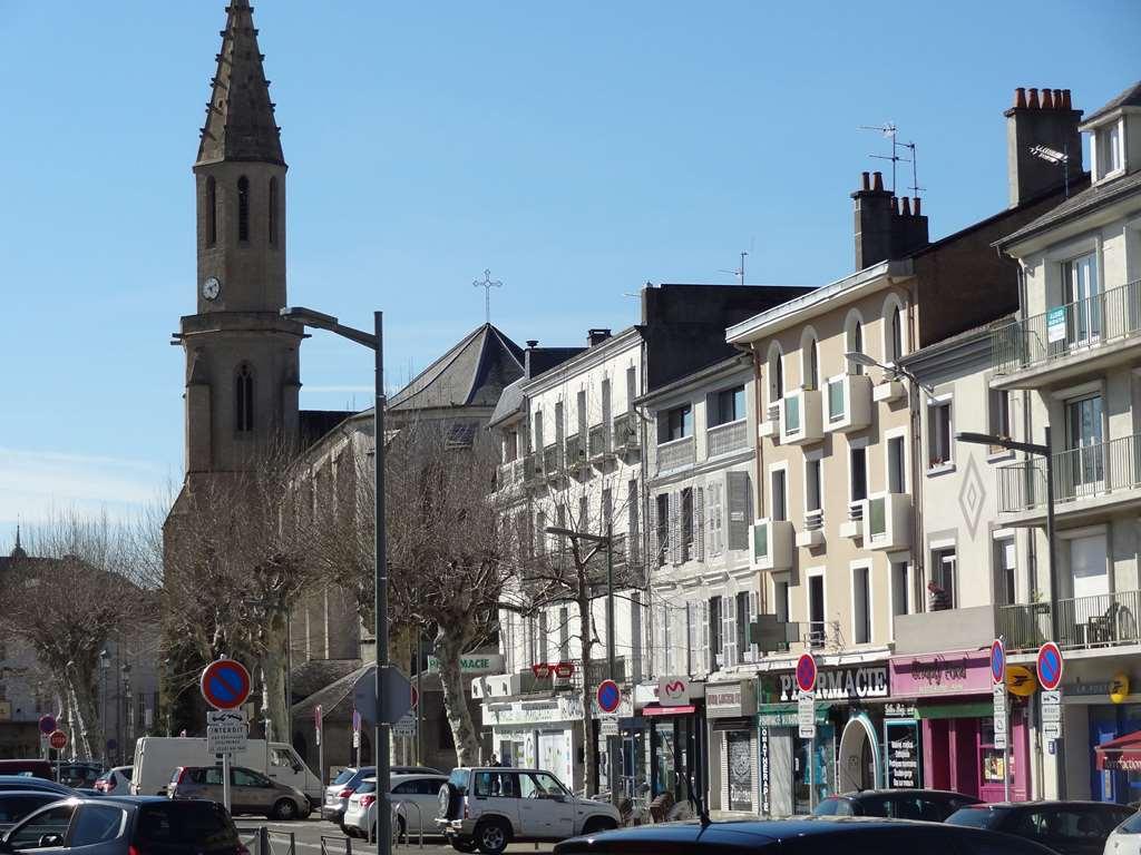 Cit'Hotel De La Marne Tarbes Buitenkant foto