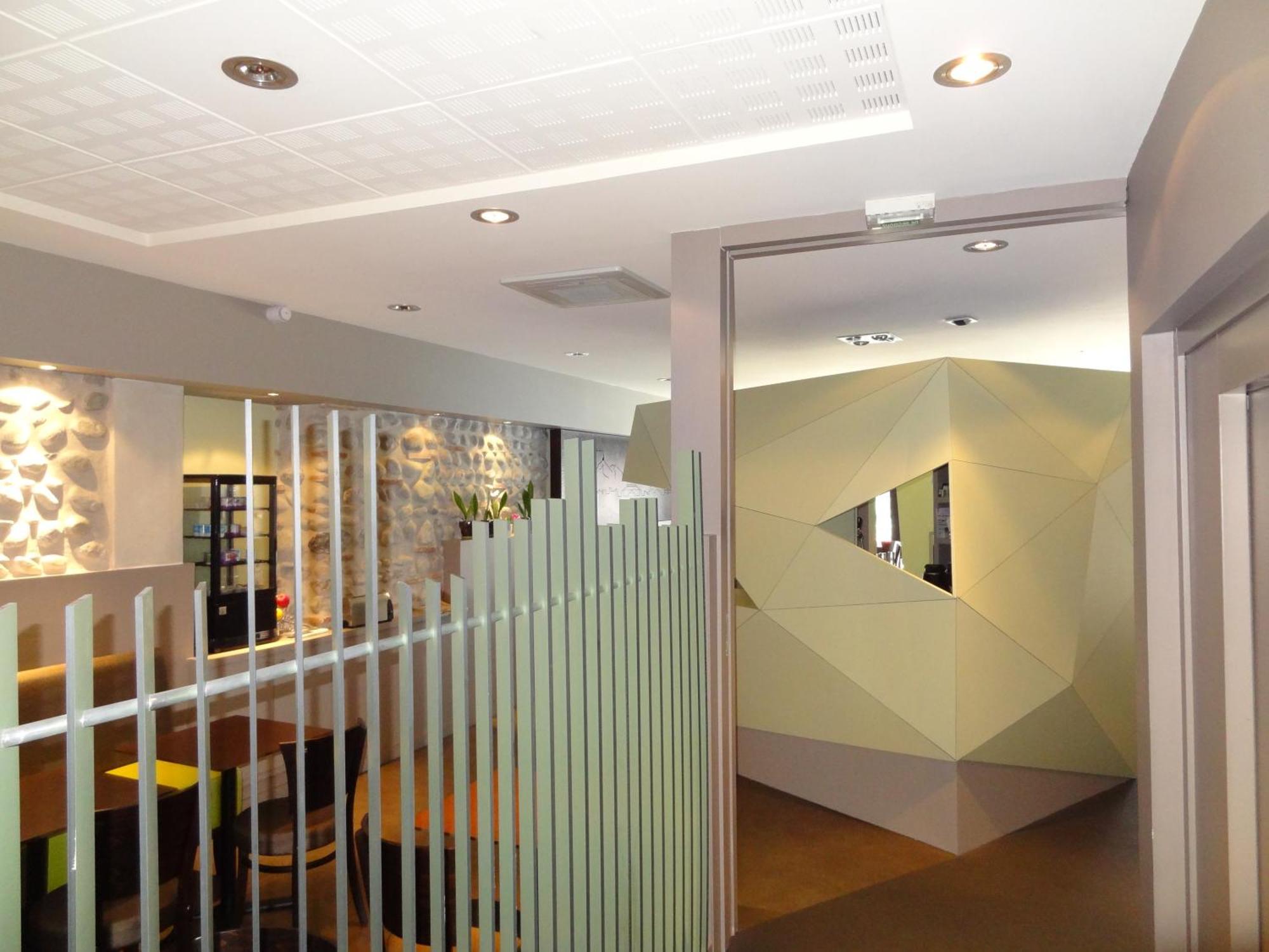 Cit'Hotel De La Marne Tarbes Buitenkant foto