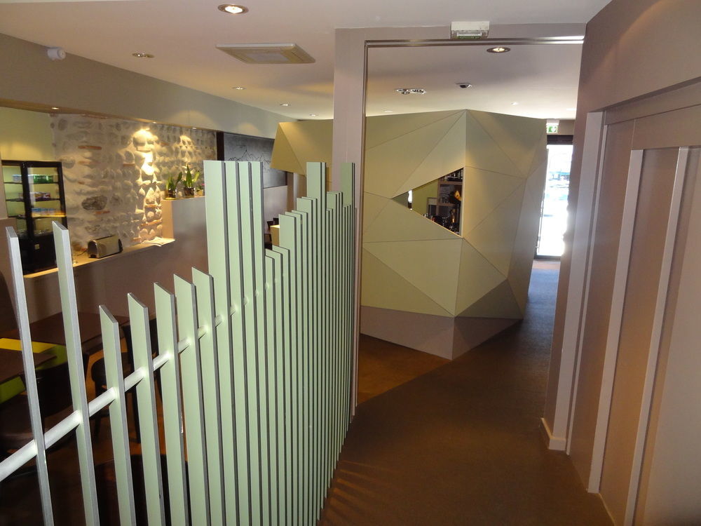 Cit'Hotel De La Marne Tarbes Buitenkant foto