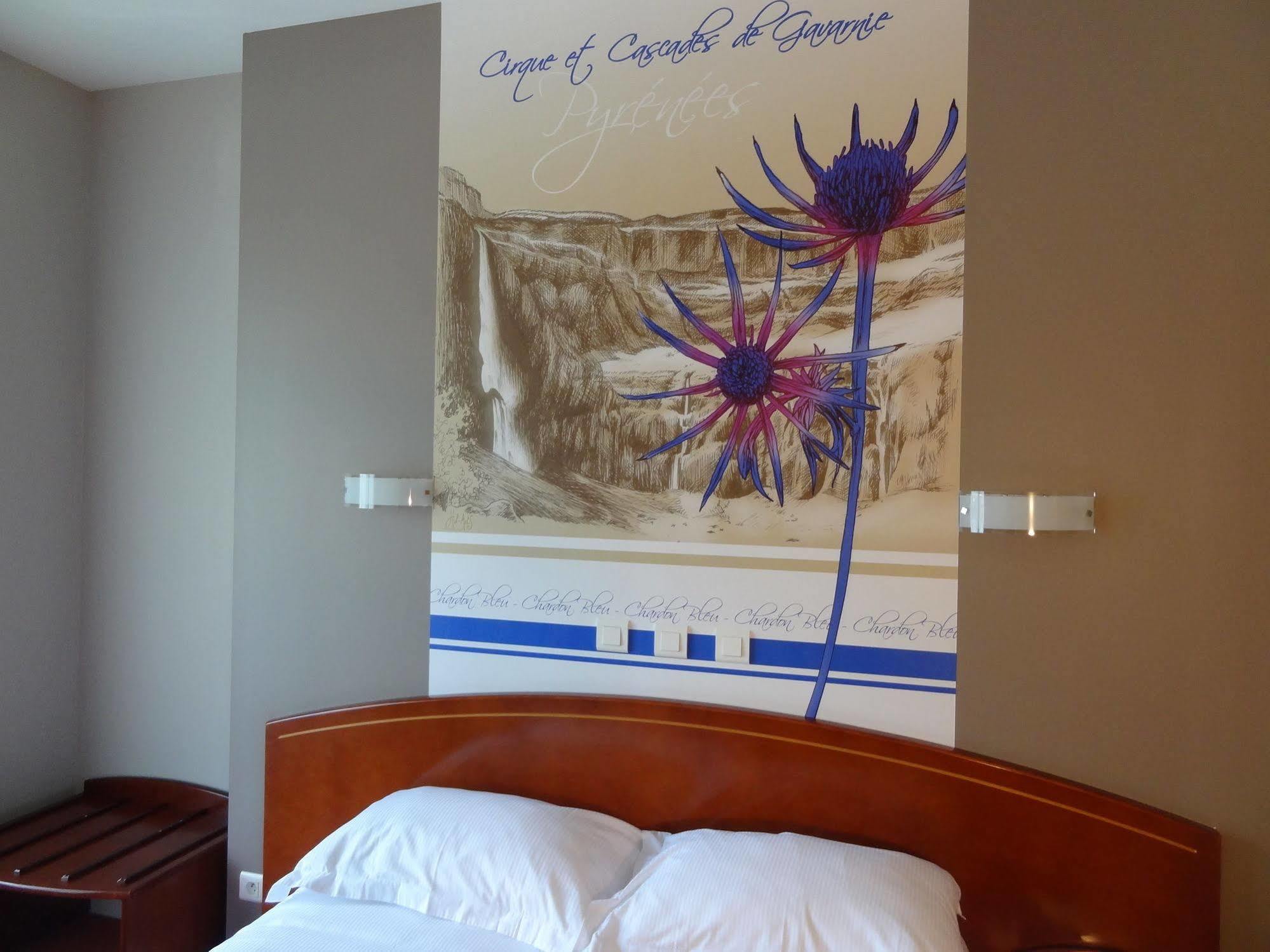 Cit'Hotel De La Marne Tarbes Buitenkant foto